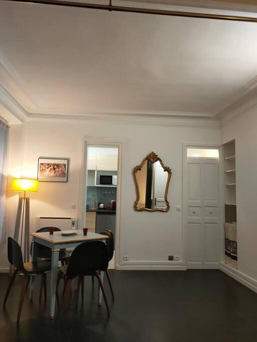 פריז Appartement Les Abbesses מראה חיצוני תמונה